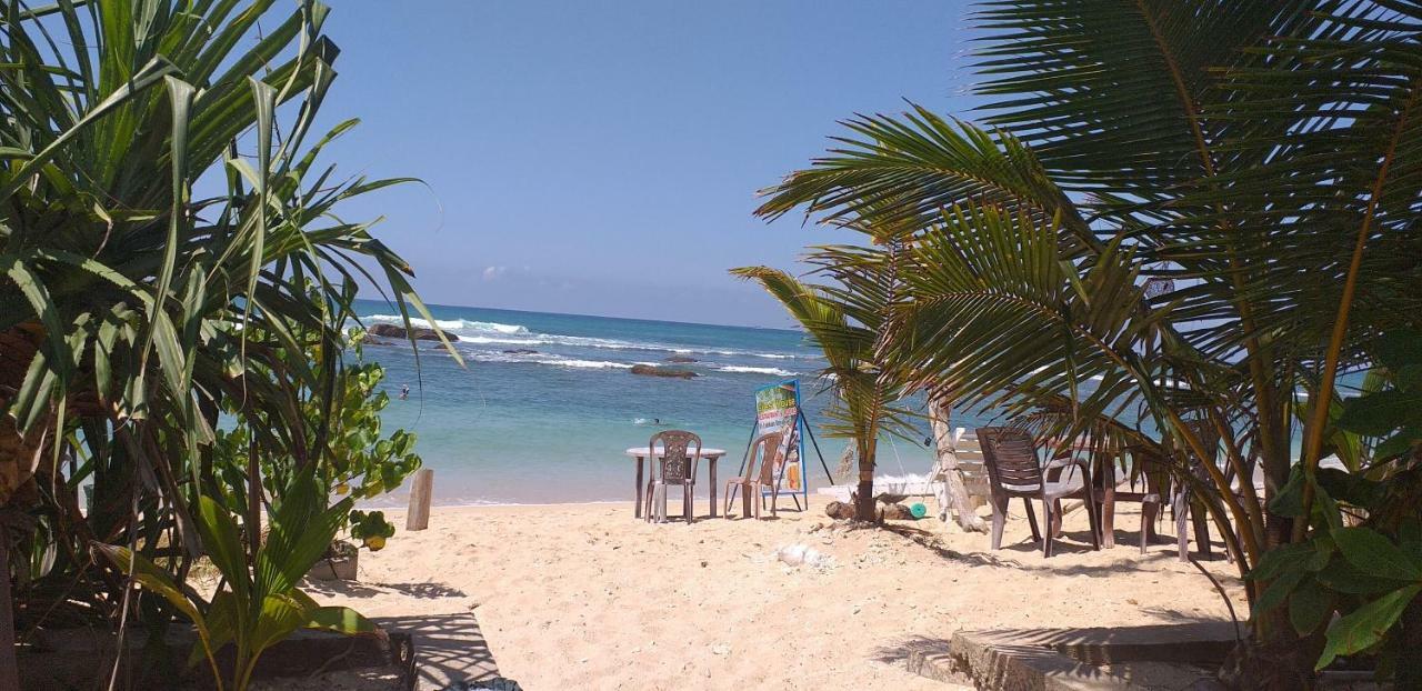 Blue Corals Beach Bungalow Matara Exterior photo