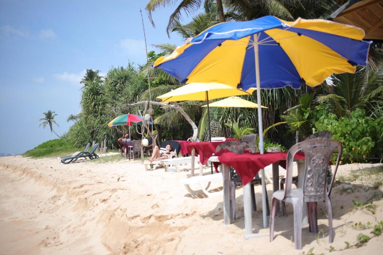Blue Corals Beach Bungalow Matara Exterior photo